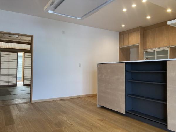 新居浜市新須賀町１丁目の中古一戸建て