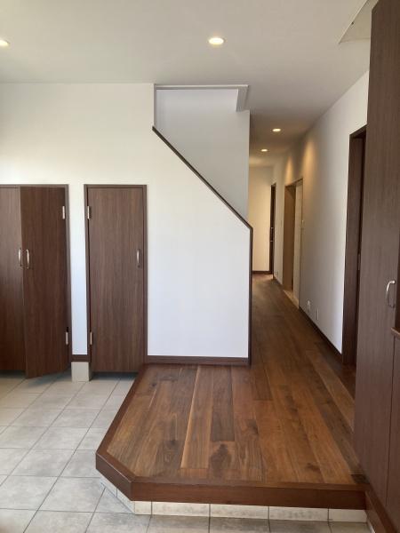 新居浜市新須賀町１丁目の中古一戸建て