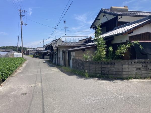 西条市上市の土地