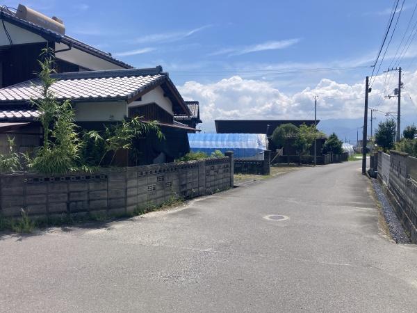 西条市上市の土地