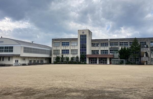 西条市丹原町池田の中古一戸建て(西条市立徳田小学校)