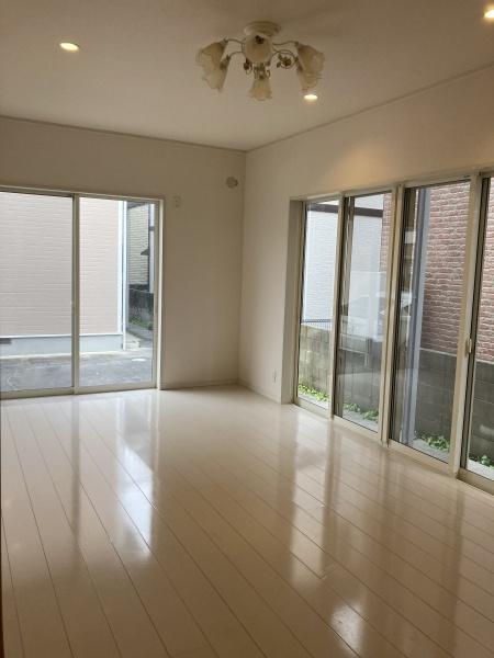 西条市朔日市の中古一戸建て