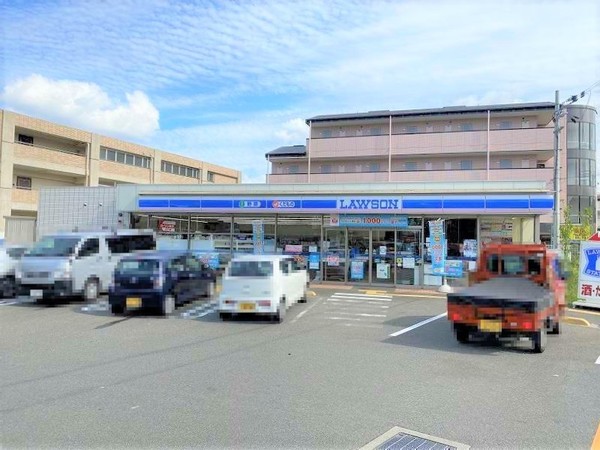 朝日プラザ千里A棟(ローソン豊中上新田三丁目店)