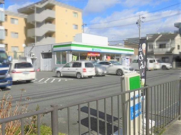 豊中市夕日丘２丁目の中古一戸建て(ファミリーマート豊中長興寺北店)