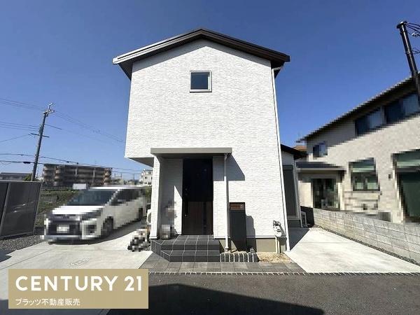 箕面市粟生外院３丁目の中古一戸建て