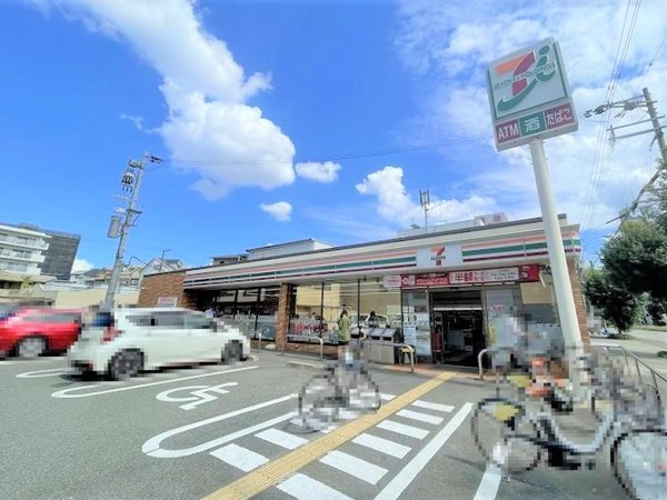ユニライフ北大阪1号棟(セブンイレブン大阪東三国2丁目店)