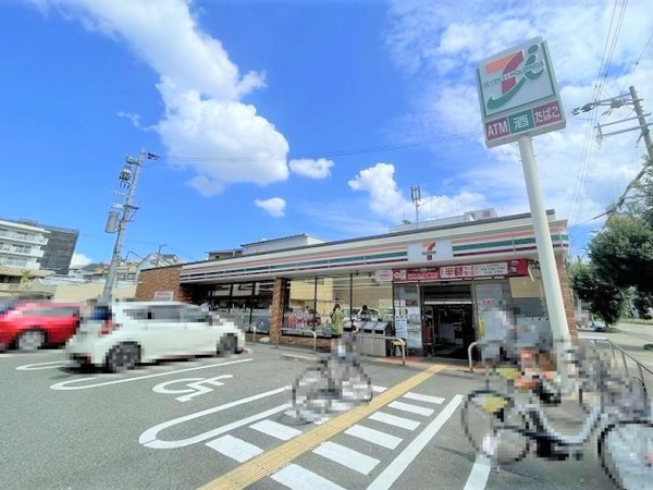 ユニライフ北大阪１号棟(セブンイレブン大阪東三国2丁目店)