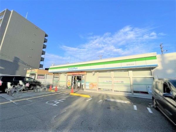 豊中島江団地5棟(ファミリーマート豊中島江町店)