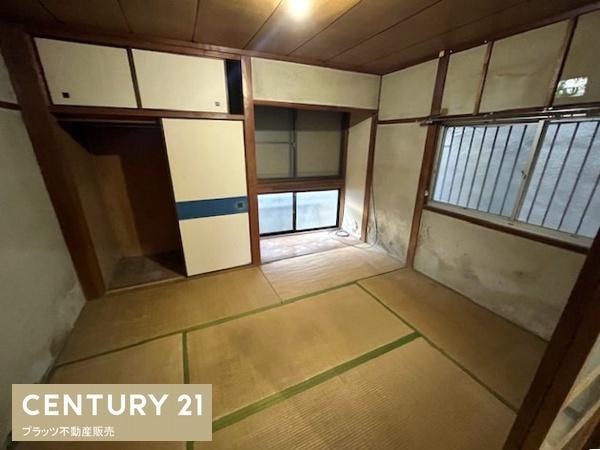 川西市小戸３丁目の中古テラスハウス