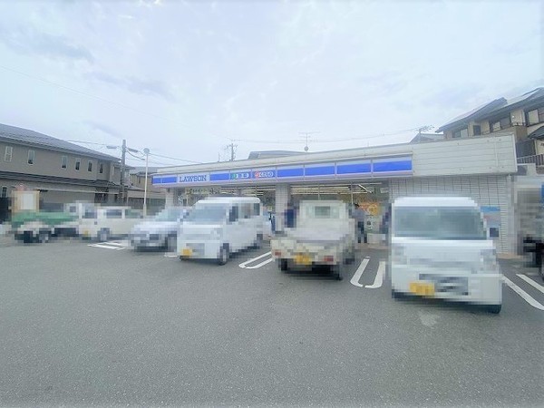 豊津パロス山手町2番館(ローソン吹田円山町店)