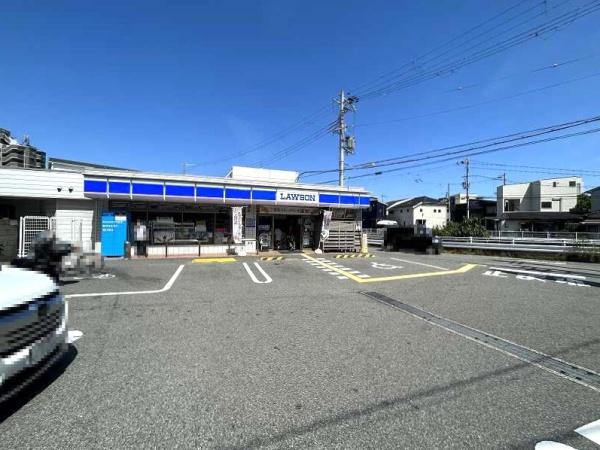 パストラルハイム豊中(ローソン豊中桜の町1丁目店)