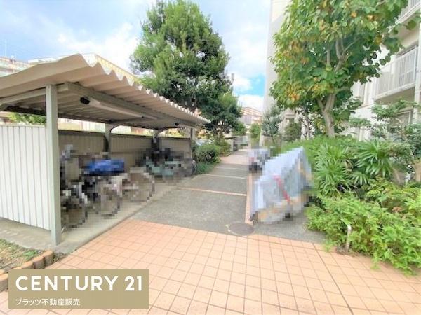 江坂住宅５号棟