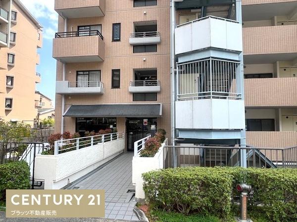 ルミナス箕面の森四番街１１号棟