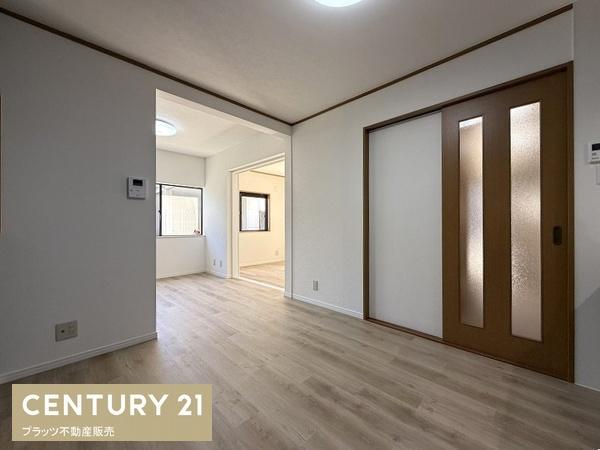 吹田市内本町３丁目の中古一戸建
