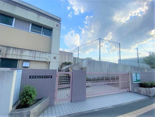 豊中市玉井町2丁目の中古一戸建て(豊中市立克明小学校)