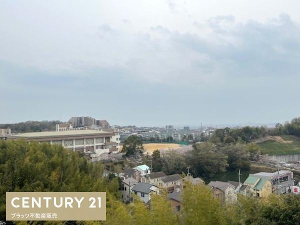 コンドミニアム千里中央