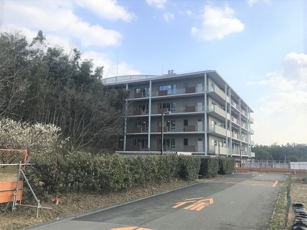 千里山田コーポラスB棟(大阪市立弘済院附属病院)