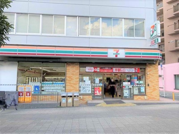 ユニーブル岡町(セブンイレブン阪急岡町駅前店)