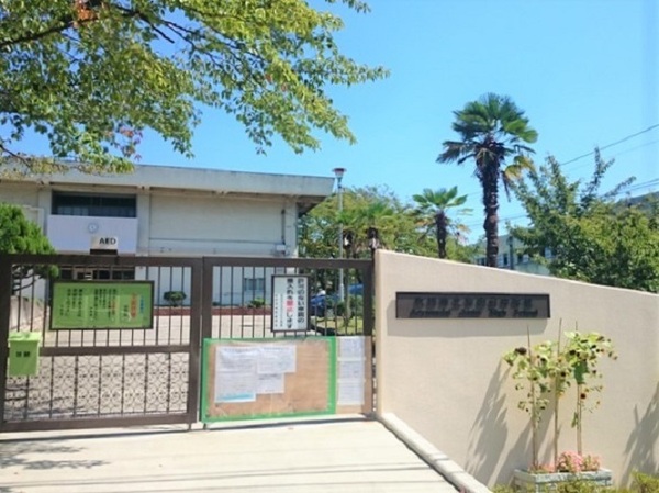 北千里パークスクエア(吹田市立青山台中学校)