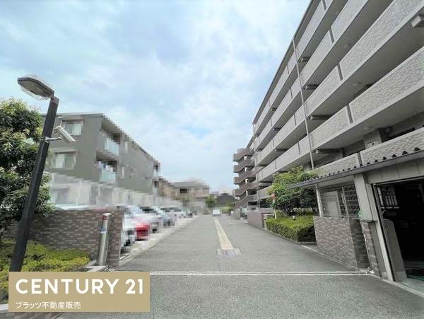 ディオレ江坂