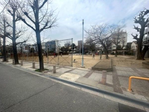 御崎第1コーポ2号棟(御崎東公園)