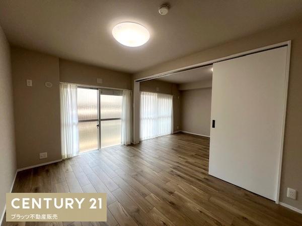 グリーンコーポ江坂第３