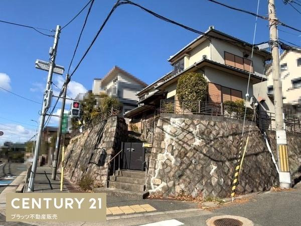 池田市五月丘５丁目の中古一戸建て