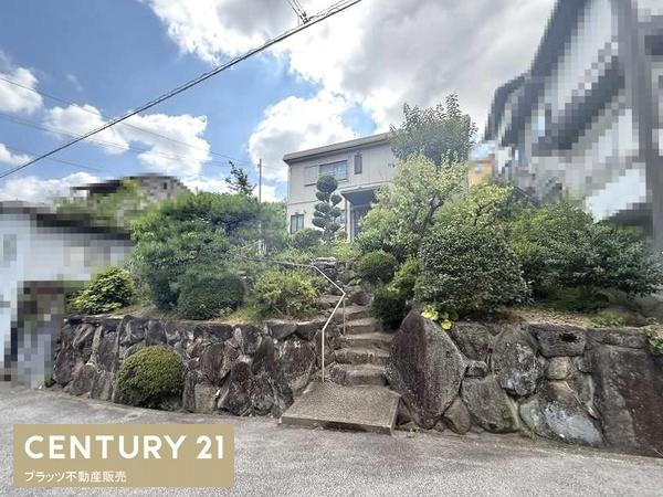 宝塚市仁川月見ガ丘の中古一戸建て