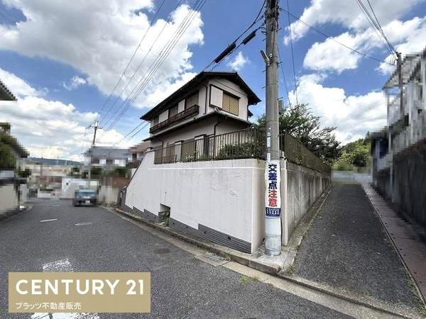 生駒市小明町の中古一戸建て
