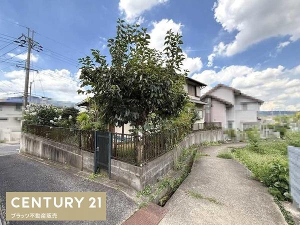 生駒市小明町の中古一戸建て