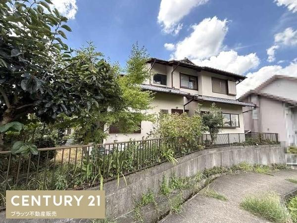 生駒市小明町の中古一戸建て