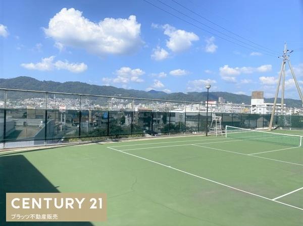 サンロイヤル箕面コスモ１号館