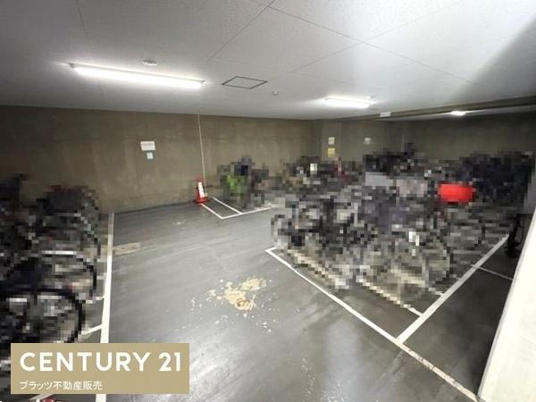 シャルマンフジビルト・モアー放出