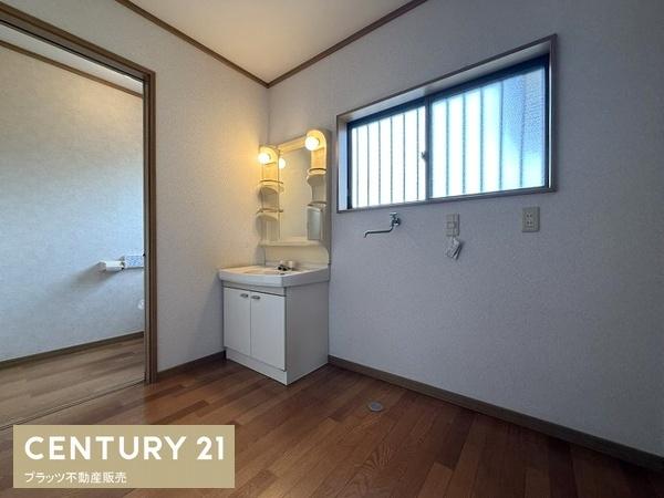 川西市大和西４丁目の中古一戸建て