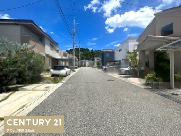 箕面市森町中３丁目の中古一戸建て