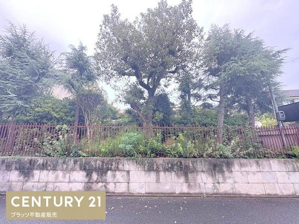 奈良市登美ヶ丘５丁目の土地