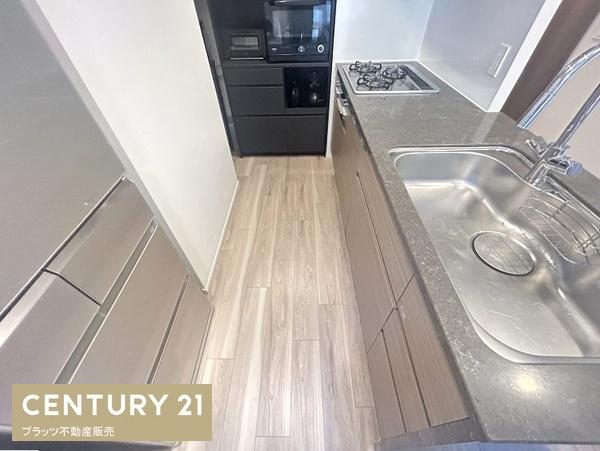 プレミスト江坂(キッチン)