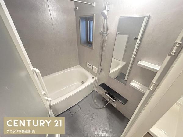 プレミスト江坂(バス)