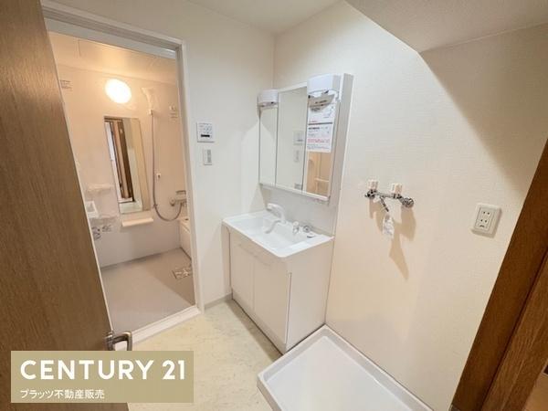 ベルデフラッツ淡路駅前