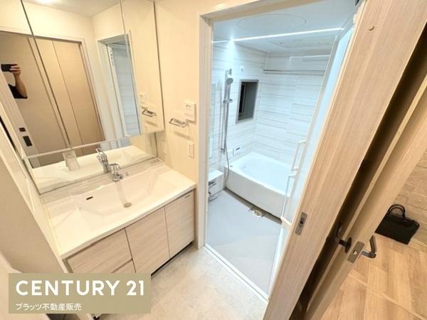 プレミスト江坂