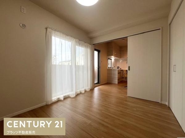 レイセニット江坂