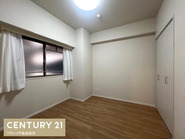 レイセニット江坂