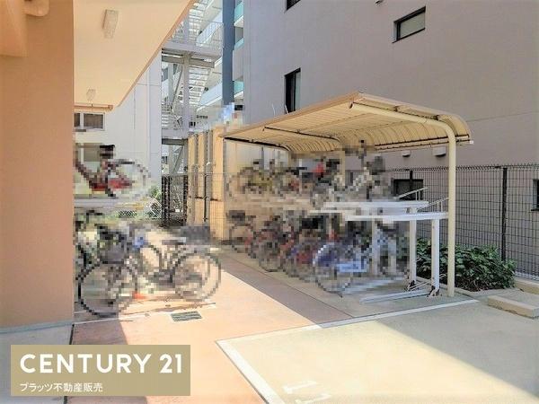 レイセニット江坂