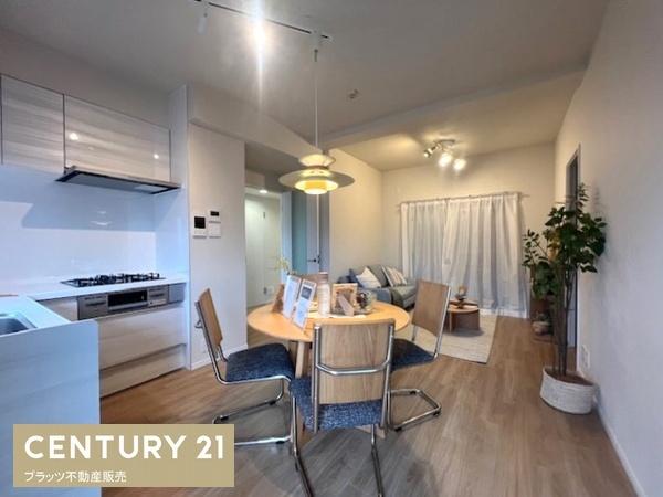 レイセニット江坂