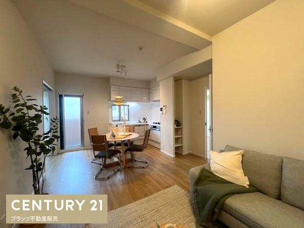 レイセニット江坂