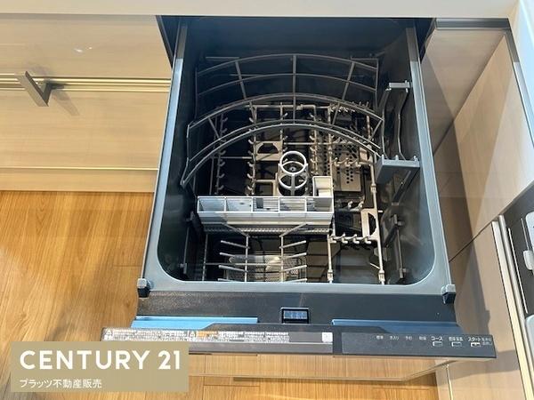 レイセニット江坂