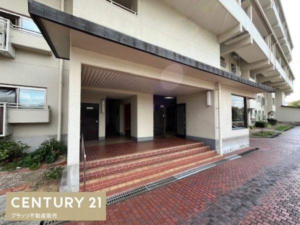 公社山田西第三次団地　Ａ－３棟