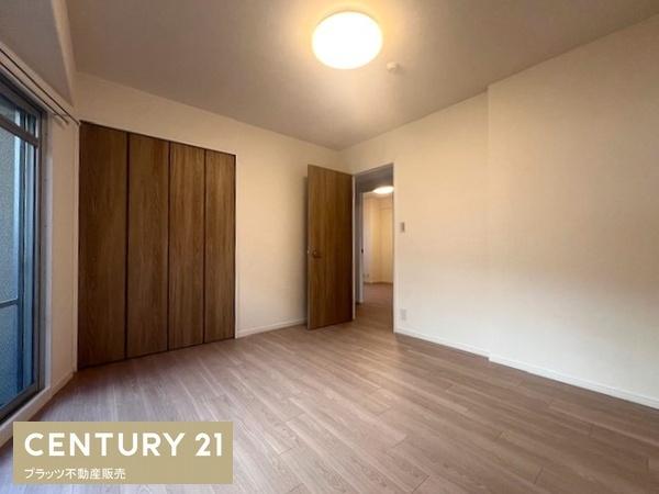 パレ千里壱号棟