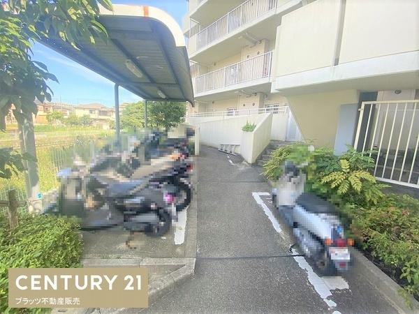 パレ千里壱号棟