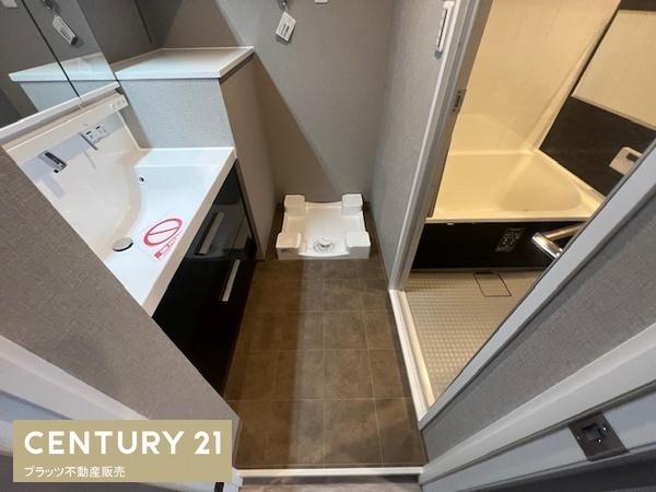 ファミリーコーポ緑地公園